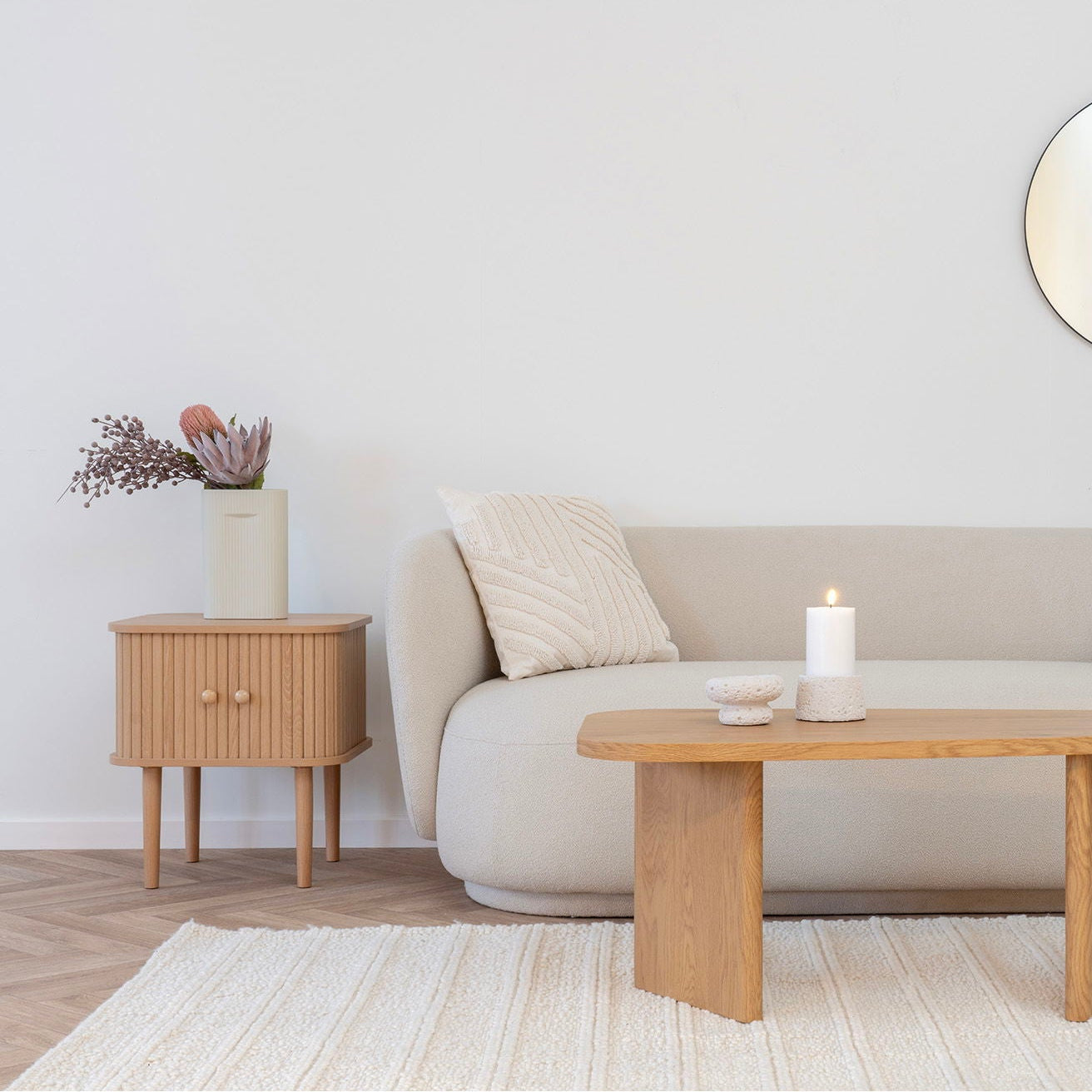 Sora 160x230cm handgewebter Wollteppich – Elfenbein