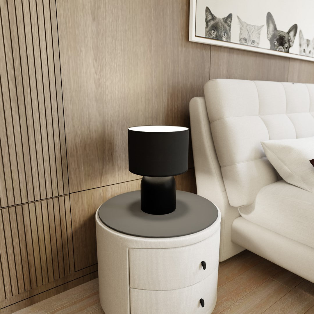 Lampada da tavolo Elira in acciaio bianco e nero